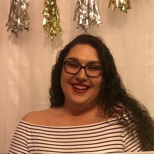 Meet your Posher, Briana